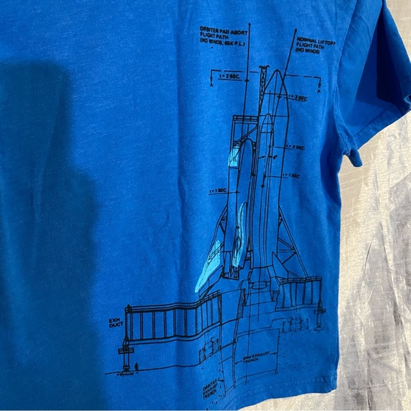 Buzz Aldrin NASA boys tee shirt SZ M some wear, fair condition double sided - Picture 4 of 5